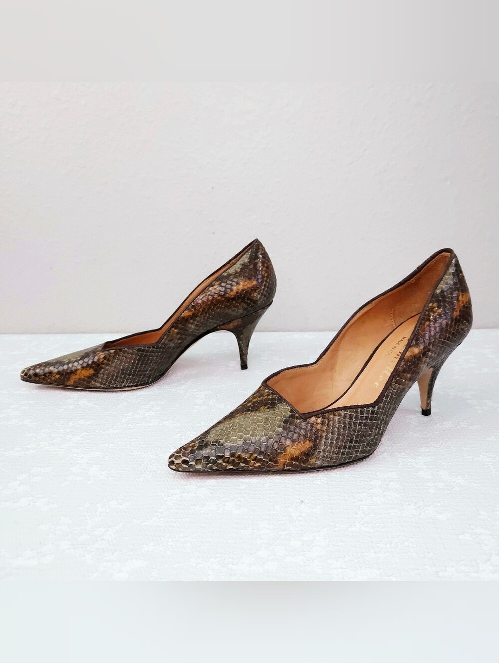 Bettye Muller Snakeskin Kitten Heels Leather Pumps